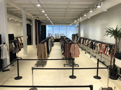 is 260 sample sale legit